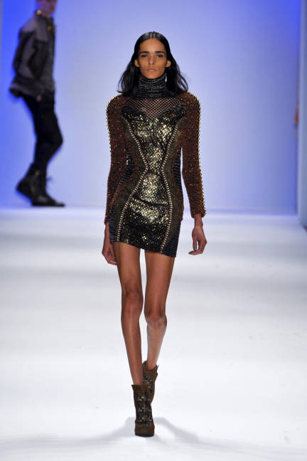 elle-custo-barcelona-fall-2013-rtw-65-de-lgn